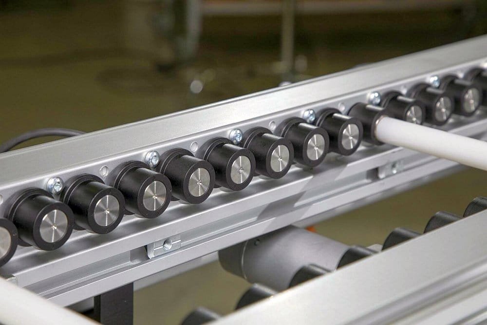 rollers to move pallet conveyors