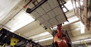 KR Quantec robot