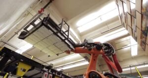 KR Quantec robot